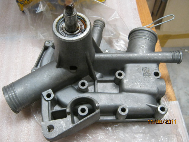 water pump renault 4